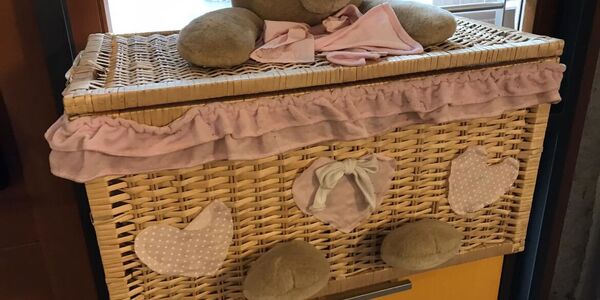 Immagine decorativa per il contenuto Cesta in vimini portaoggetti